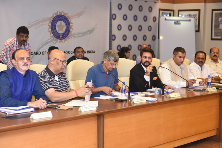 लोढा समिति के अब इस फरमान ने बीसीसीआई के अधिकारियों की उड़ा डाली नीद 1 लोढा समिति के अब इस फरमान ने बीसीसीआई के अधिकारियों की उड़ा डाली नीद 1