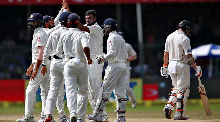 कानपुर टेस्ट : कीवियों ने 93 रन पर गंवाए 4 विकेट 1