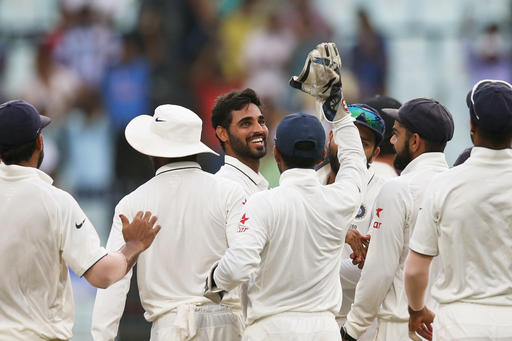 कोलकाता टेस्ट : न्यूजीलैंड की पहली पारी 204 रनों पर सिमटी 1