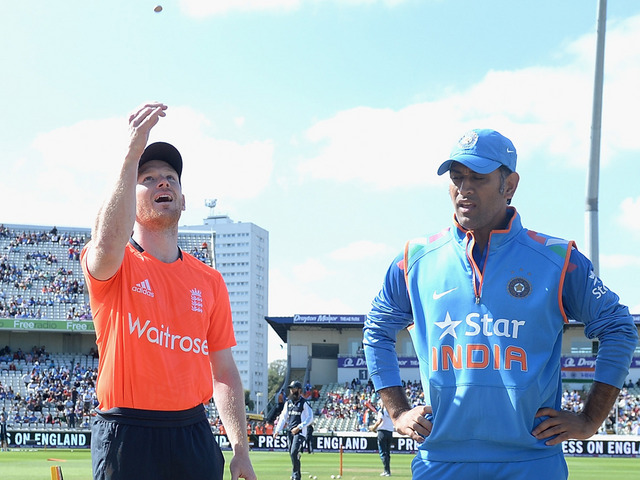 भारत ए बनाम इंग्लैंड : टॉस रिपोर्ट : इंग्लैंड ने टॉस जीतकर किया गेंदबाज़ी का फैसला 8
