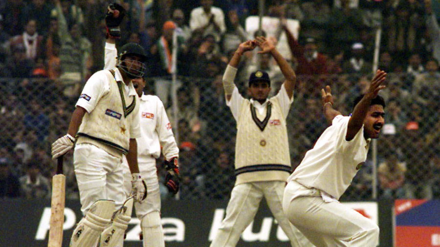इतिहास के पन्नों से : कुंबले की ऐतिहासिक 10 विकेट को रोकने के लिए वकार यूनिस ने किया था ये शर्मनाक कारनामा 1