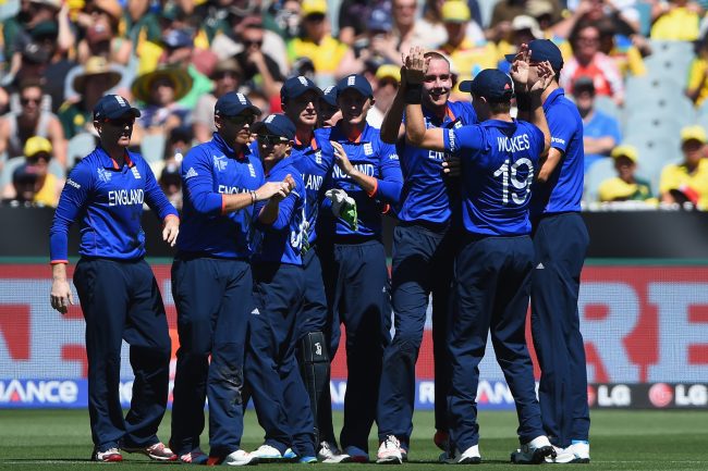 ईसीबी ने इंग्लैंड क्रिकेट टीम की बहादुरी भरी क्रिकेट की तारीफ की और दे डाली ये नसीहत 1