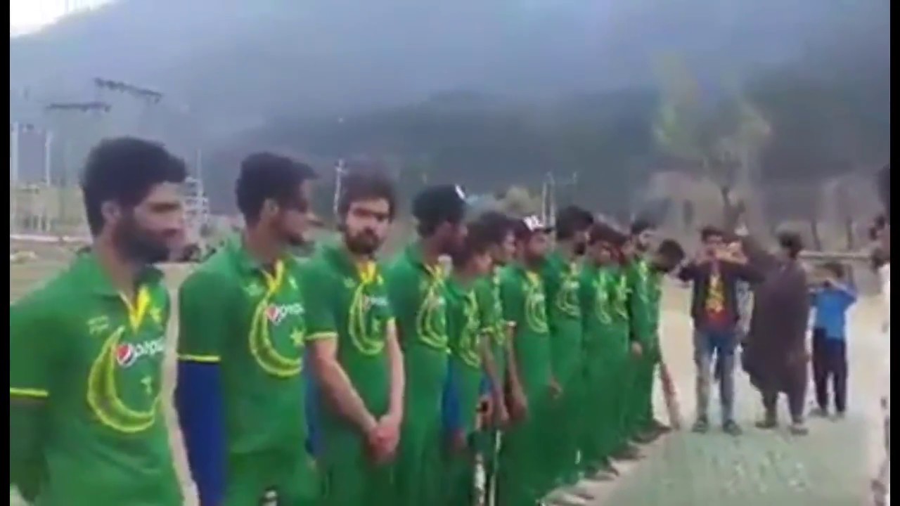 एक बार फिर बगावत, भारत में पाकिस्तान टीम की जर्सी पहन खिलाड़ियों ने गाया पाकिस्तानी एंथम 1