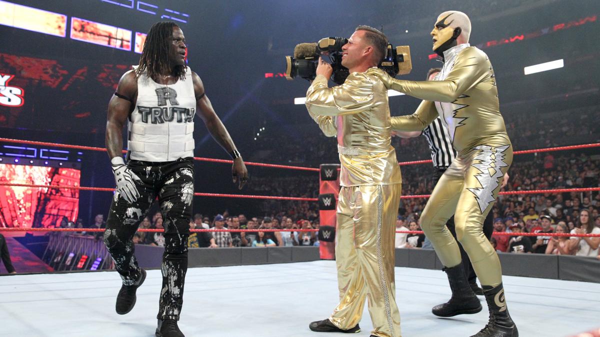 WWE RAW रिजल्ट्स : 27 जून 2017, ब्रोक लिसनर के साथ हुआ कुछ ऐसा जो आजतक नहीं हुआ था 4 WWE RAW रिजल्ट्स : 27 जून 2017, ब्रोक लिसनर के साथ हुआ कुछ ऐसा जो आजतक नहीं हुआ था 4