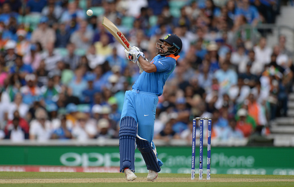 मैच रिकार्ड्स: बल्लेबाजी न मिलने के बाद भी क्रिकेट इतिहास का सबसे बड़ा रिकॉर्ड बना गये महेंद्र सिंह धोनी 4