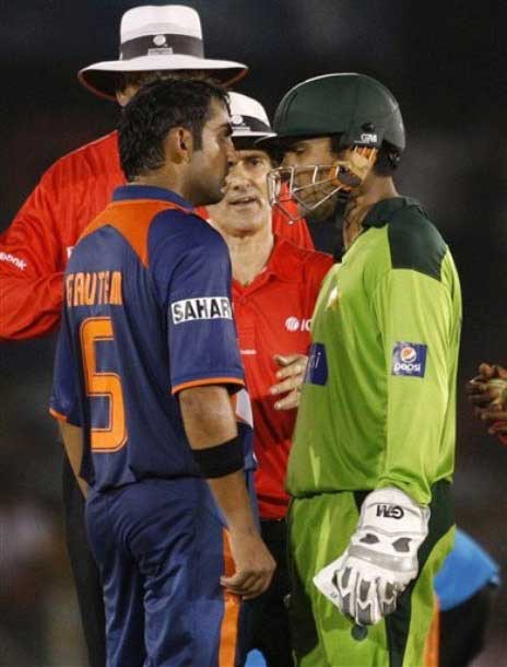 ट्वीटर पर शुरू हुआ पाकिस्तान के खिलाफ चैम्पियन्स ट्राफी मैच के बहिष्कार की ट्रेंड, भारत को ही होगा नुकसान 5