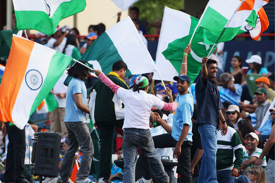 पाकिस्तानी फैंस ने सोशल मीडिया पर भारतीय टीम को दिया मौका-मौका का जवाब कहा 'नो इशू ले लो टिश्यू' 1