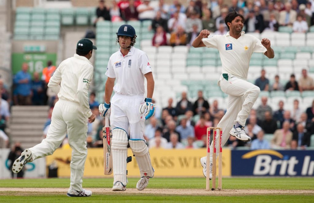 मौजूदा समय में टेस्ट के सबसे सफल बल्लेबाज एलिस्टर कुक को इन गेंदबाजो के सामने करना पड़ा मुसीबत का सामना 5