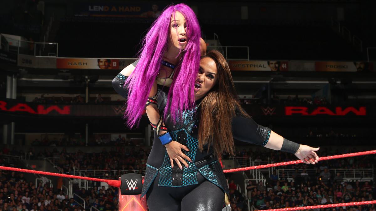 WWE RAW रिजल्ट्स : 4 जुलाई 2017 : रोमन रेन्स ने एम्बुलेंस मैच से पहले किया कुछ ऐसा, जिसकी उम्मीद नहीं थी 3 WWE RAW रिजल्ट्स : 4 जुलाई 2017 : रोमन रेन्स ने एम्बुलेंस मैच से पहले किया कुछ ऐसा, जिसकी उम्मीद नहीं थी 3