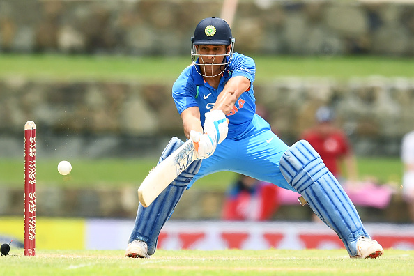 वीडियो: 46.2 ओवर पर बल्लेबाजी के दौरान महेंद्र सिंह धोनी ने किया कुछ ऐसा दर्शक रह गये हैरान, लेकिन दर्ज हो गया विश्व रिकॉर्ड 1