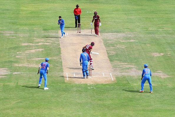 वेस्टइंडीज के खिलाफ शानदार जीत के बाद कप्तान कोहली ने बांधे महेंद्र सिंह धोनी की तारीफों के पूल 2