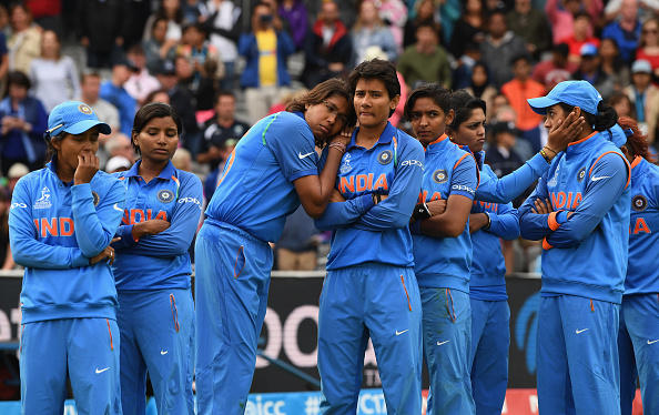 भारतीय महिला क्रिकेट टीम की फाइनल मैच में हार के बाद पहली बार बोली झूलन गोस्वामी दिया काफी भावुक बयान 4