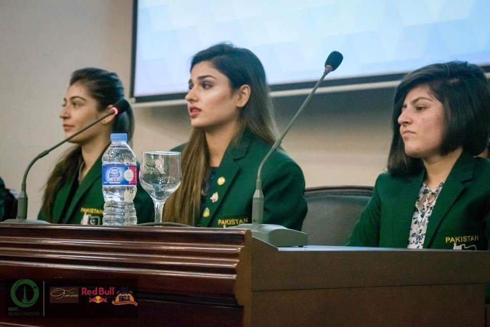 पाकिस्तान महिला टीम की यह खिलाड़ी है बेहद खुबसुरत नहीं है यकीन तो देख लीजिये तस्वीरे 6