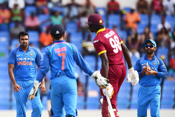 पांचवे वनडे मैच से पहले भारतीय टीम इंडियन हाई कमिश्नर ने घर बुलाया और फिर... खुद देख ले तस्वीरे 4