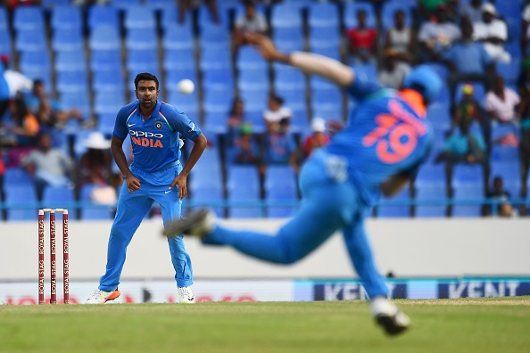 पांचवे वनडे मैच से पहले भारतीय टीम इंडियन हाई कमिश्नर ने घर बुलाया और फिर... खुद देख ले तस्वीरे 6