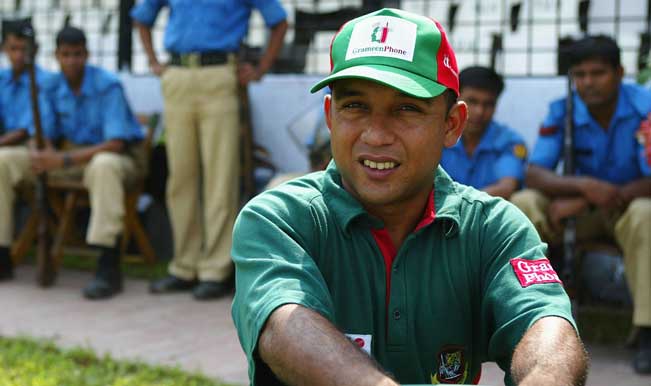 क्रिकेट प्रसंशको के लिए आई बुरी खबर: ICU में भर्ती हुए बांग्लादेश के कप्तान, बेटे और पत्नी को मिलने की नहीं है इजाजत 2