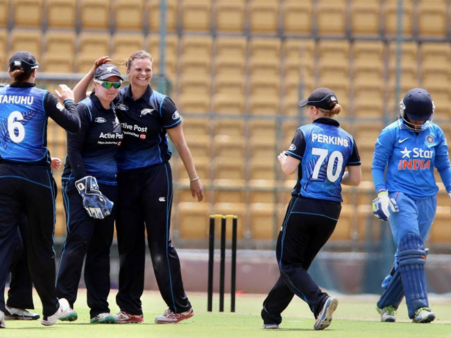 महिला विश्व कप: भारत बनाम न्यूजीलैंड: न्यूजीलैंड ने टॉस जीता पहले गेंदबाज़ी करने का फैसला किया 4