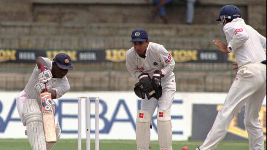 इतिहास के पन्नों से- श्रीलंका को आज करना पड़ा भारत से शर्मनाक हार का सामना, लेकिन आज से 20 साल पहले आज ही के दिन बनाया था लंका ने विश्व रिकॉर्ड 4