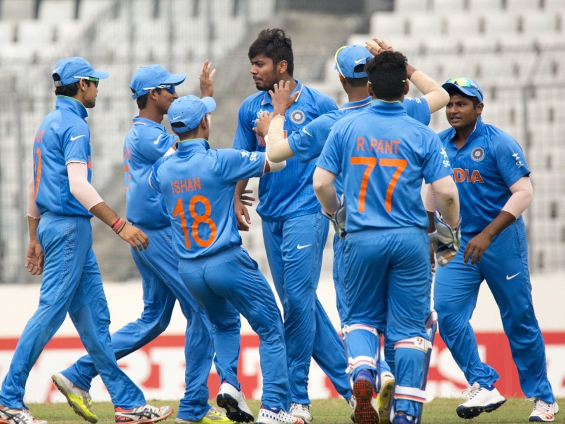 इण्डिया अंडर 19 टीम ने इंग्लैंड को को हरा साबित किया भारत का वर्चस्व और इस बार नियमो के तहत दी कभी न भूलने वाली मात 1