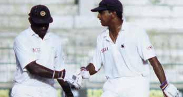 इतिहास के पन्नों से- श्रीलंका को आज करना पड़ा भारत से शर्मनाक हार का सामना, लेकिन आज से 20 साल पहले आज ही के दिन बनाया था लंका ने विश्व रिकॉर्ड 3