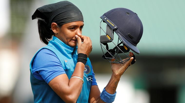 शर्मनाक: जिस भारतीय महिला क्रिकेटर ने भारत को विश्वकप के फाइनल में पहुंचा किया भारत का सर ऊँचा उसी पर रेलवे ने ठोका 27 लाख का जुर्माना, जाने क्या है पूरा मामला 4