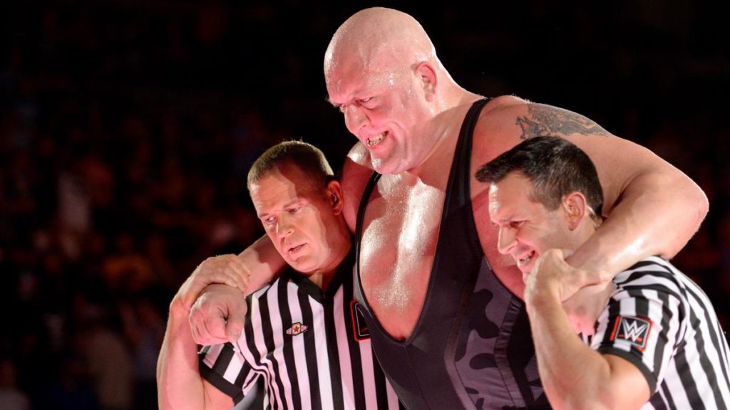 WWE NEWS : ब्रोन स्ट्रोमैन से लड़ने वाले बिग शो को लगी गंभीर चोट, करवानी पड़ेगी सर्जरी वर्ना... 5