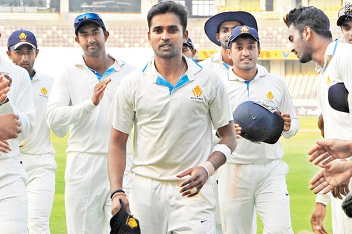 रणजी ट्राॅफी को लेकर यूपी क्रिकेट टीम की हुयी घोषणा, जाने कुलदीप, भुवनेश्वर और रैना में किसे मिली कप्तानी 3