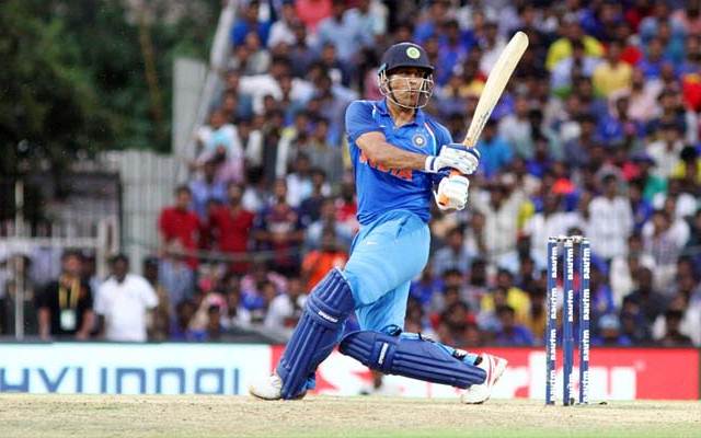 STATS: भारतीय टीम ने जीत के साथ किया श्रृंखला का आगाज, धोनी के बल्ले से एक या दो नहीं बल्कि निकले अनगिनत रिकार्ड्स... 3