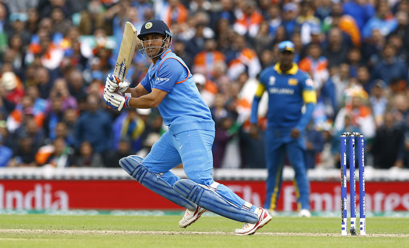 पूर्व भारतीय कप्तान महेंद्र सिंह धोनी के नाम 7 वें नम्बर पर बल्लेबाजी करते हुए दर्ज है वो विश्व रिकॉर्ड जिसे तोड़ पाना नामुमकिन 5