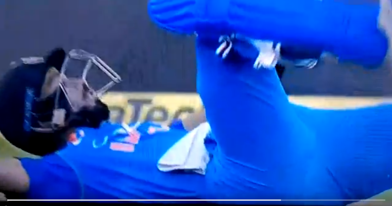 VIDEO:46.4 ओवर में पाड्या के साथ हुआ दर्दनाक हादसा, छा गया मैदान पर सन्नाटा 8
