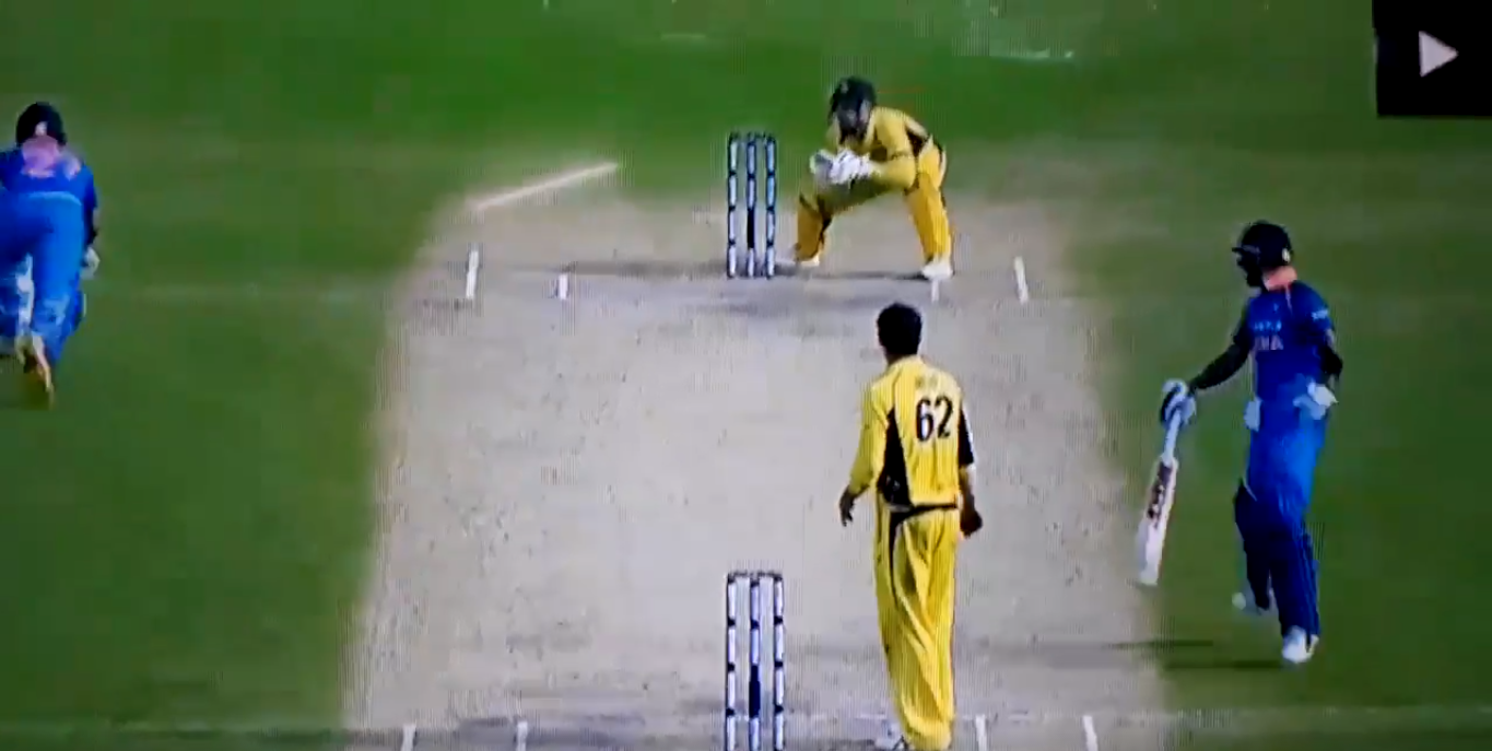 वीडियो: 23.4 ओवर में भारत के लिए आई बुरी खबर, कप्तान विराट कोहली के सामने ही रहाणे के साथ हुआ कुछ ऐसा 3