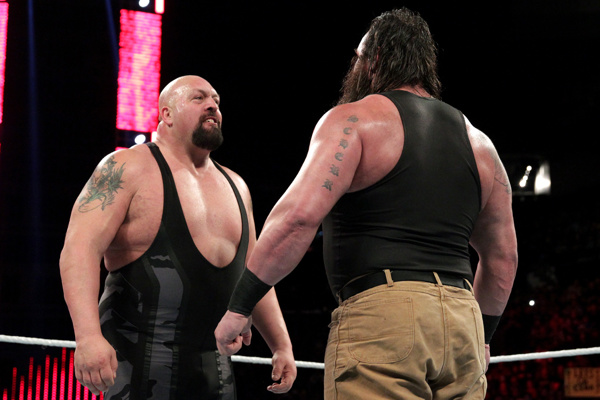 WWE NEWS: रॉ के अगले एपिसोड में इन दो जाएंट्स के बीच होगा स्टील केज मैच, पिछली बार हुआ था मैच तो टूट गया था रिंग 4