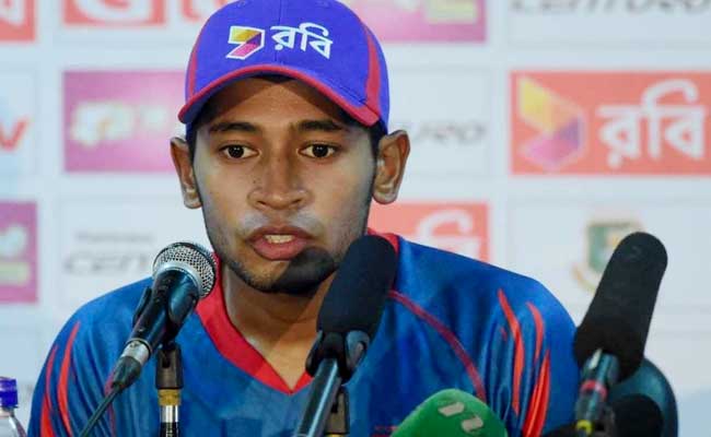 बांग्लादेश कप्तान के सर पर लगी बाउंसर, फिर जो हुआ वह दिल दहला देने वाला है 4