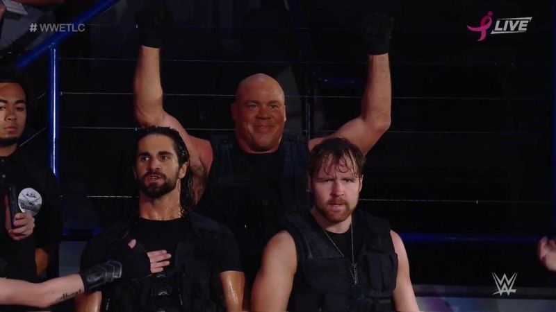 WWE NEWS: TLC में इस रेस्लर ने 'मोंस्टर' ब्रोन स्ट्रोमैन के साथ किया कुछ ऐसा प्रसंशक रह गये हैरान 2
