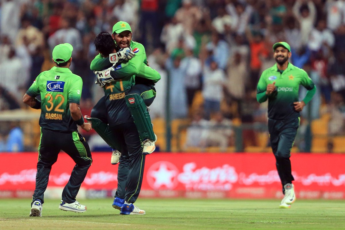 PAKvSL: पाकिस्तान के इस आलराउंडर ने श्रीलंका के खिलाफ ली हैट्रिक, अब तक ये खिलाड़ी ले चुके है टी-20 में हैट्रिक 1