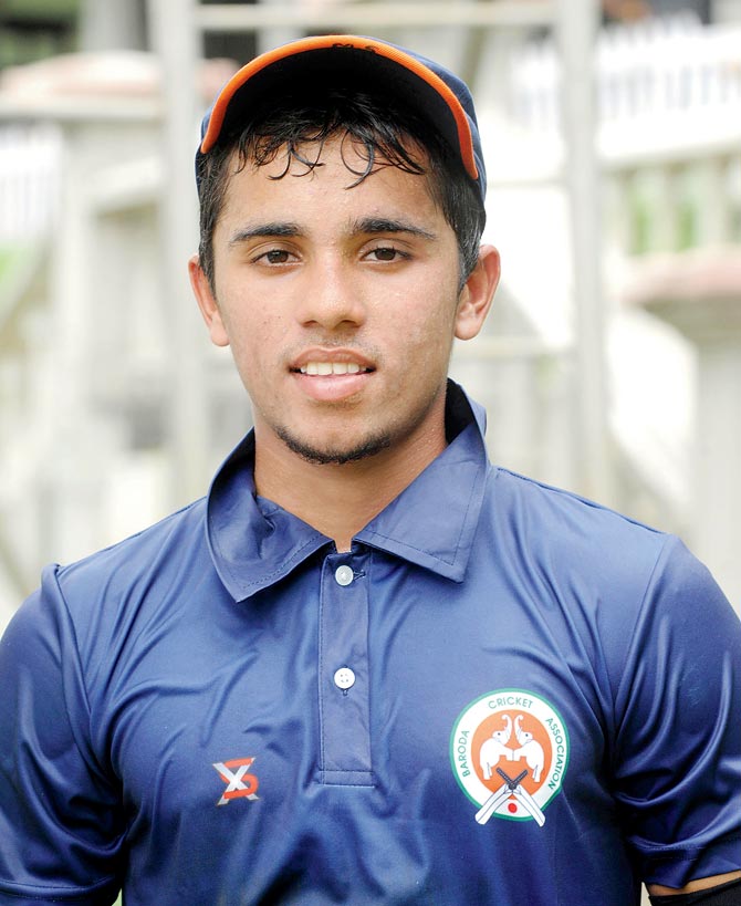 भारत के पूर्व विकेटकीपर नयन मोंगिया ने अपने बेटे को नही बनने दिया विकेटकीपर, बताया इसके पीछे वजह 2