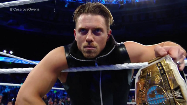 WWE NEWS: 'रेस्लर ऑफ़ द इयर' का खिताब जीतने के बाद इस रेस्लर ने रोमन रेन्स की उड़ाई धज्जियाँ 2