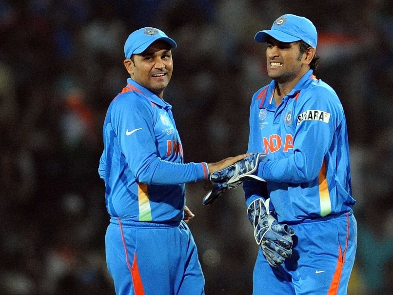 पहली बार सहवाग ने खोया आपा, कहा अगर भारत को जीतना है मैच, तो इस नम्बर पर कराओ धोनी से बल्लेबाजी 2
