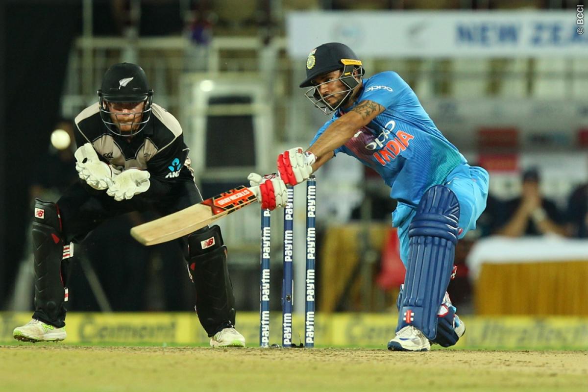VIDEO: 6.5वें ओवर में महेंद्र सिंह धोनी ने चली ऐसी चाल, कि भारत ने पहली बार न्यूजीलैंड से जीत लिया सीरीज 2