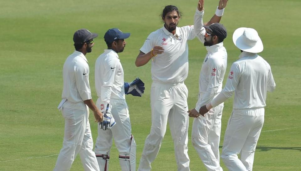 कोलकाता टेस्ट के पहले ही दिन बीसीसीआई चयनकर्ताओ ने इस भारतीय खिलाड़ी को दिखाया टीम से बाहर कर घर का रास्ता 35