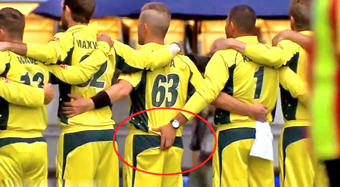 PHOTOS: ऑस्ट्रेलिया के लिए खेलने वाला पहला मुस्लिम क्रिकेटर शर्मनाक हरकत करते हुए कैमरे में हुआ था कैद 4