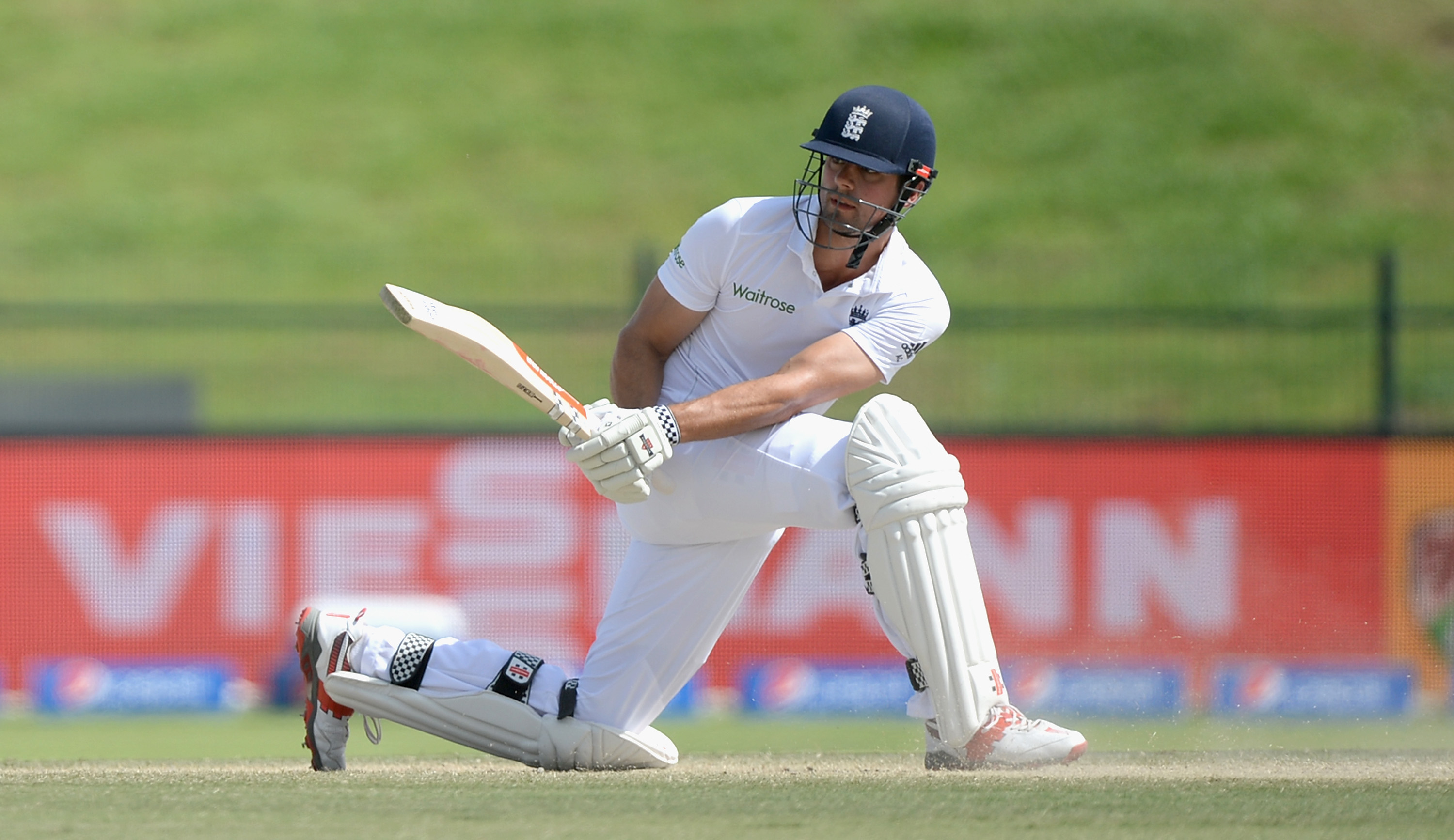 भारत A के खिलाफ एलिस्टर कुक ने जड़ा शतक, लेकिन उत्तर प्रदेश का ये गेंदबाज पड़ा भारी 10