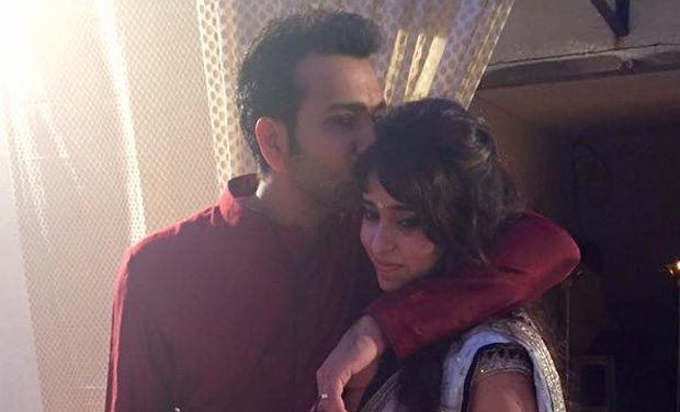 पत्नी रितिका सजदेह के जन्मदिन पर भावुक हुए गेंदबाजो के छक्के छुड़ाने वाले हिटमैन रोहित शर्मा, कहा........ 3