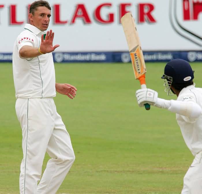 OMG! पूर्व अफ्रीकी तेज गेंदबाज आंद्रे नेल ने किया एक चौकाने वाला खुलासा, कहा 'इस भारतीय खिलाड़ी के सिर पर मारना चाहता था गेंद' 1