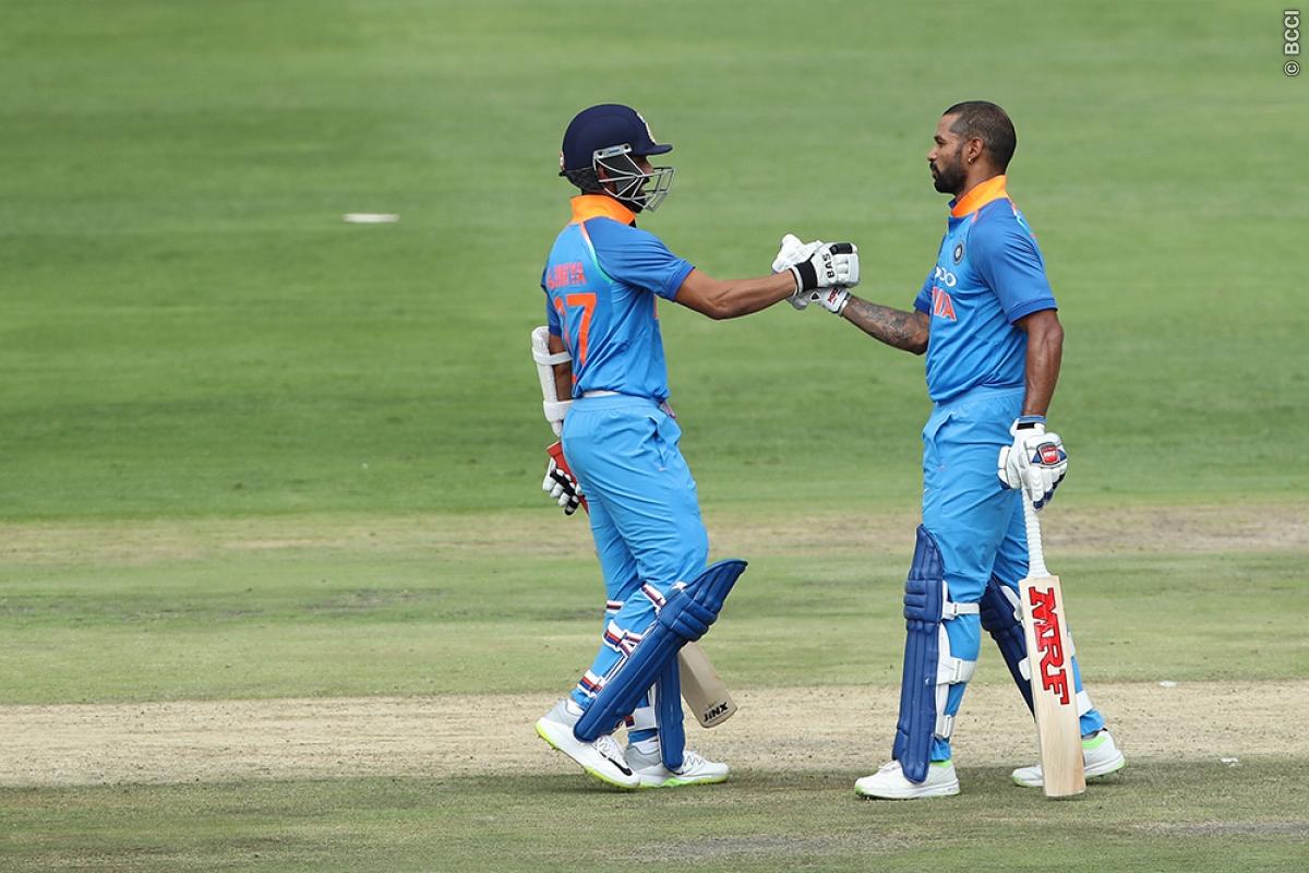 फील्डिंग कोच आर श्रीधर ने किया बड़ा खुलासा, पांचवे वनडे में हो सकती है इस खिलाड़ी की भारतीय टीम में वापसी 2