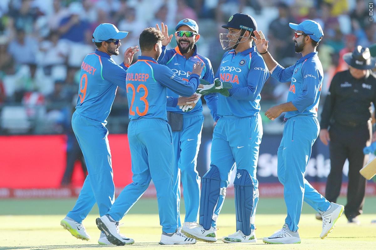 फील्डिंग कोच आर श्रीधर ने किया बड़ा खुलासा, पांचवे वनडे में हो सकती है इस खिलाड़ी की भारतीय टीम में वापसी 4
