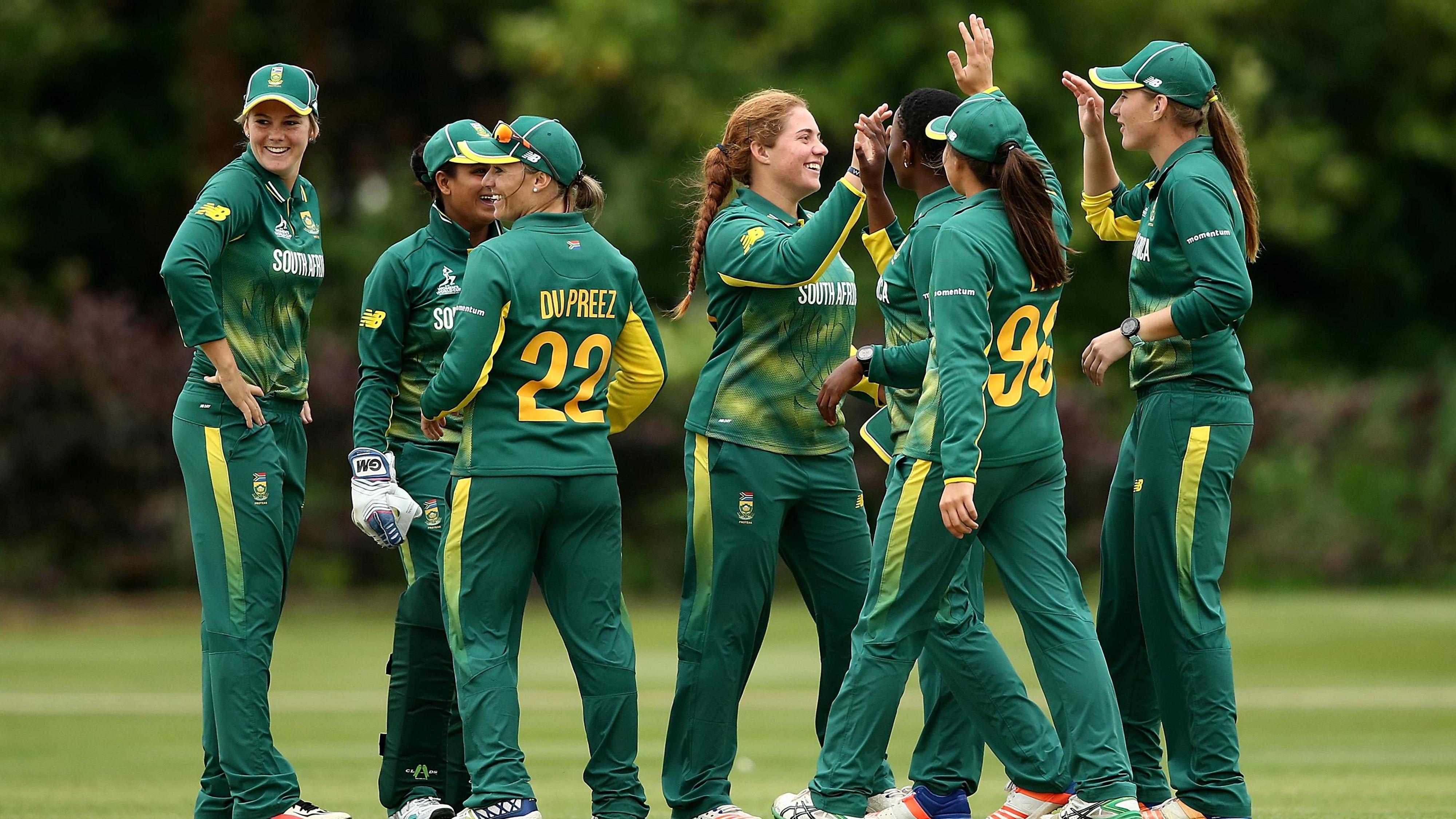 महिला क्रिकेट : द. अफ्रीका ने भारत को 5 विकेट से हराया 4