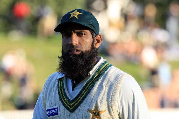 पाकिस्तान के दिग्गज क्रिकेटर मोहम्मद युसूफ के नाम दर्ज है टेस्ट क्रिकेट का एक ऐसा विश्व रिकॉर्ड जिसे आज तक नहीं तोड़ सका कोई भी बल्लेबाज 4