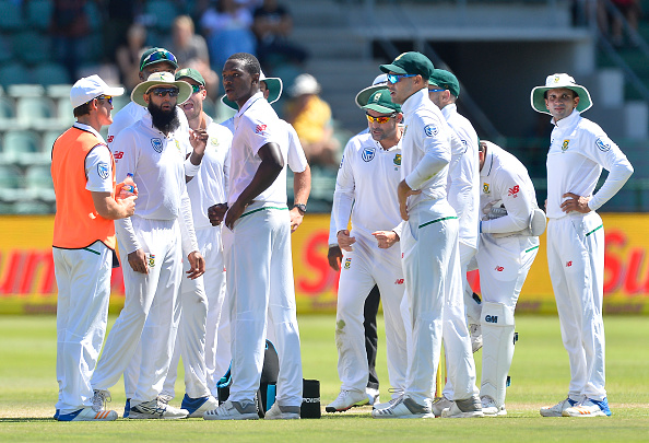 रबाडा के बाद अफ्रीकी टीम को लगा एक और तगड़ा झटका,ये दिग्गज खिलाड़ी तीसरे टेस्ट से हुआ बाहर 1