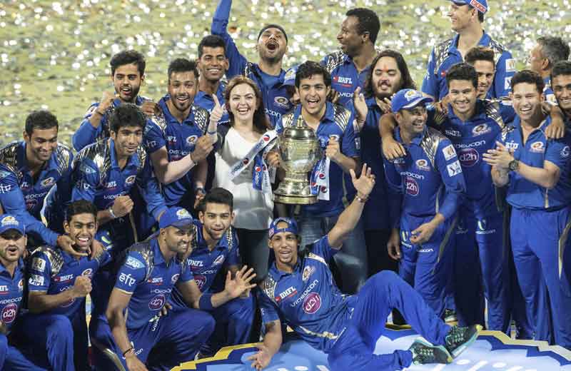 IPL : तीन बार आईपीएल जीतने वाली मुंबई इंडियन्स ने अभी तक हारे हैं आईपीएल में 65 मैच, टॉप पर चौकाने वाले नाम 2